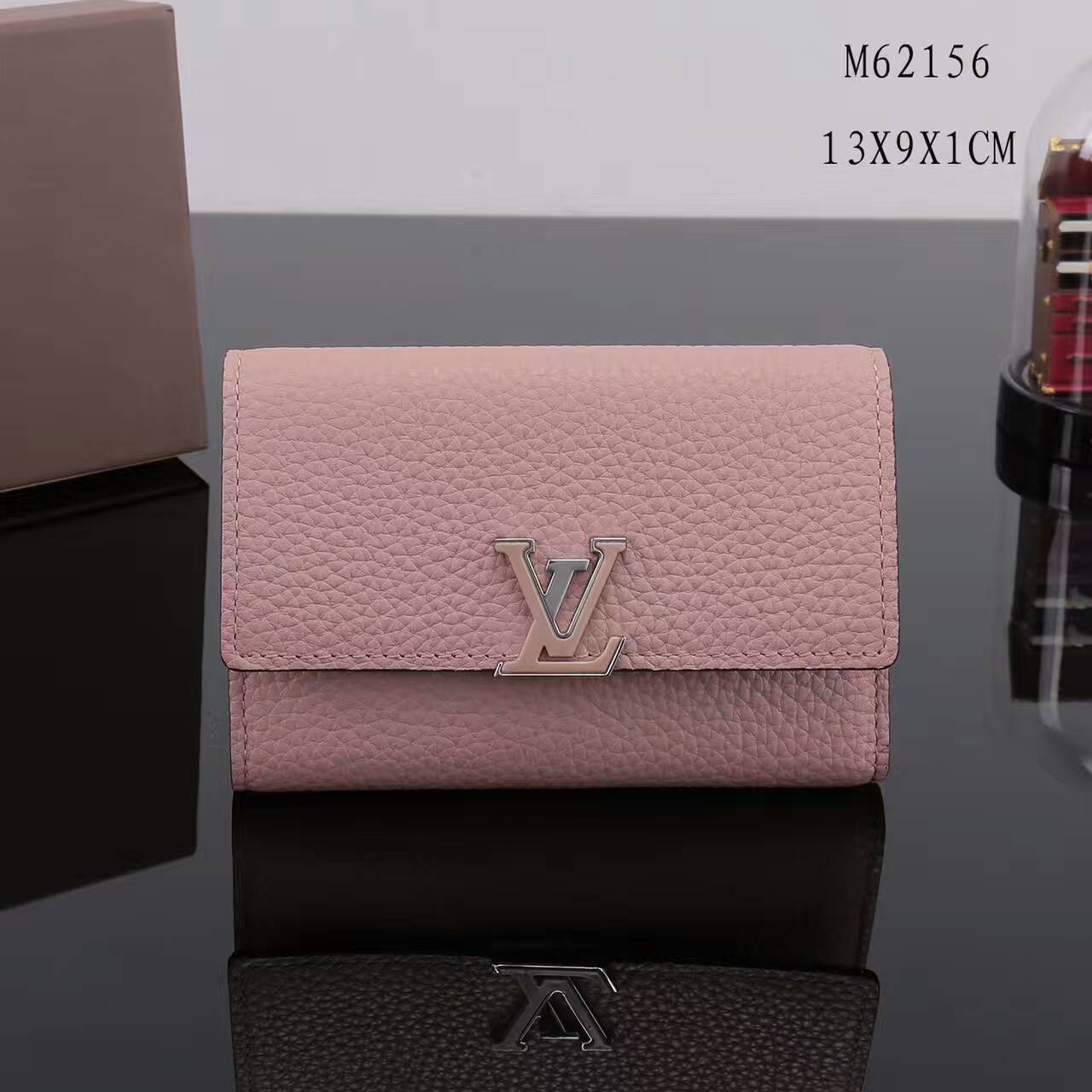 tui-xach-Louis-vuitton-Taurillon-leather-capucine-wallet-M62156-txlv030