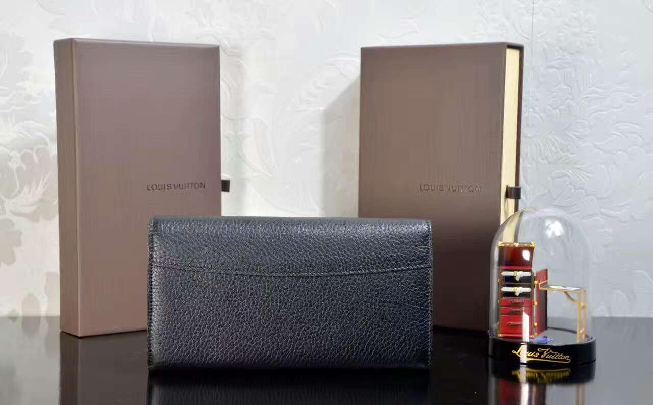 Ltui-xach-Louis-vuitton-Taurillon-leather-capucine-wallet-M61248-txlv032(1)