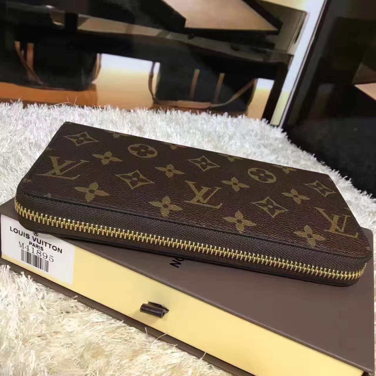 tui-xach-Louis-vuitton-monogram-zippy-wallet-M41986-txlv092(2)