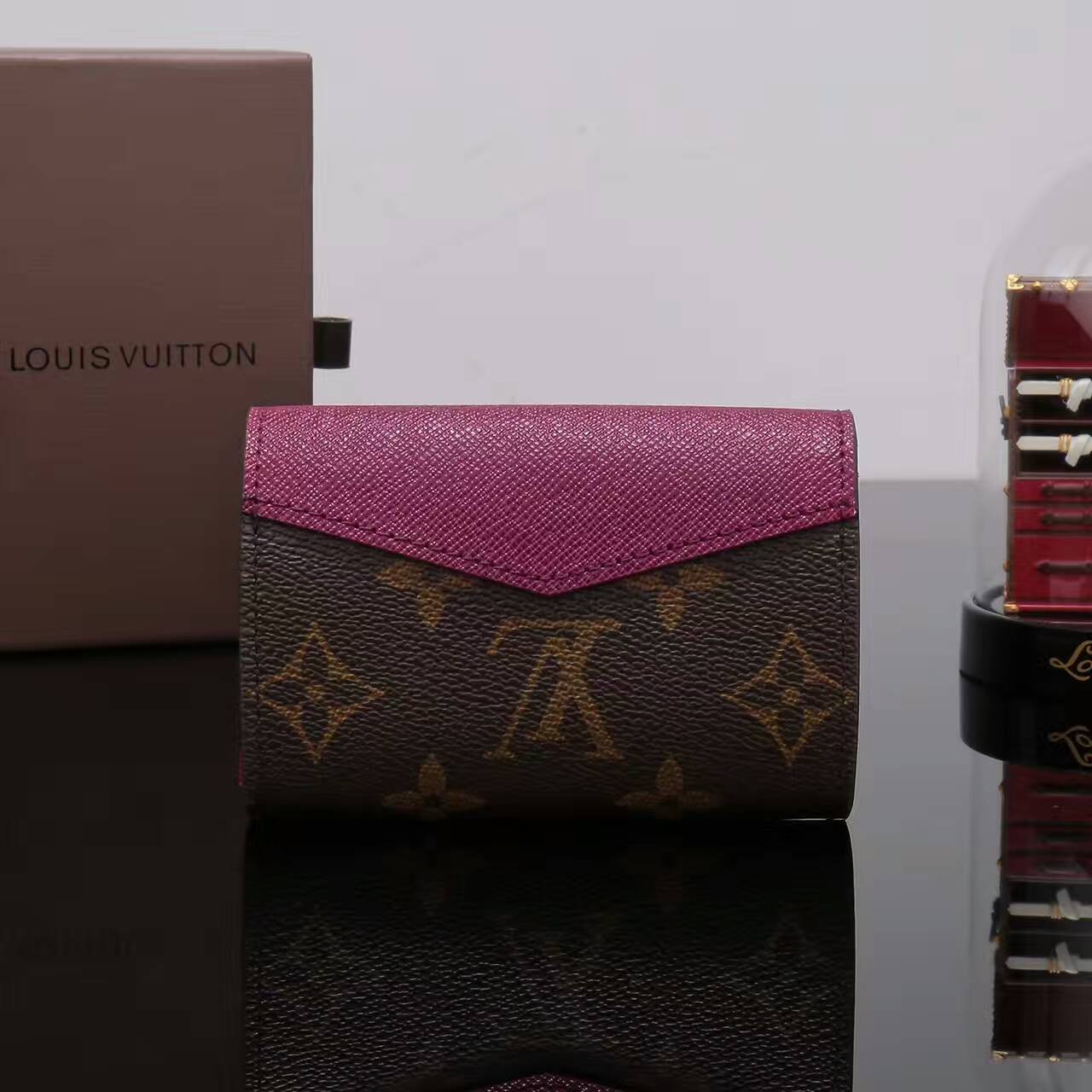 tui-xach-Louis-vuitton-monogram-sarah-multicartes-M61274-txlv103(2)