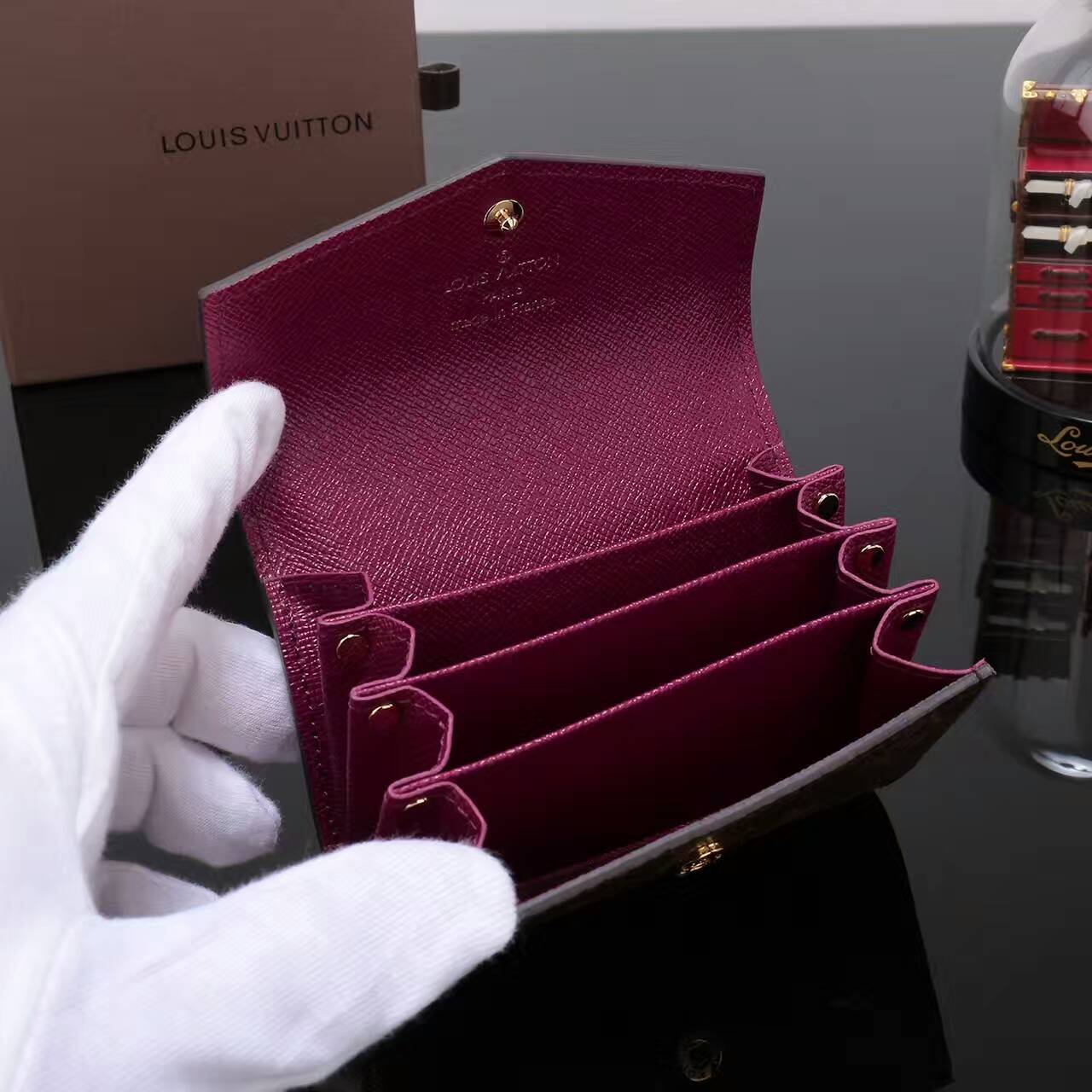 tui-xach-Louis-vuitton-monogram-sarah-multicartes-M61274-txlv103(3)