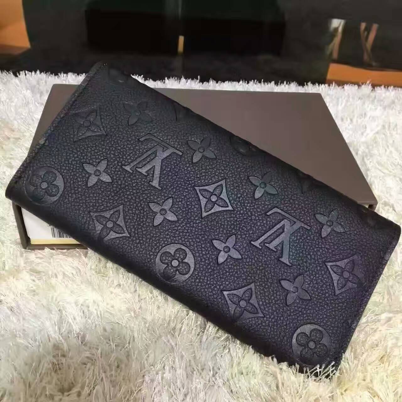 tui-xach-Louis-vuitton-monogram-empreinte-emilie-wallet-M62369-txlv131(2)