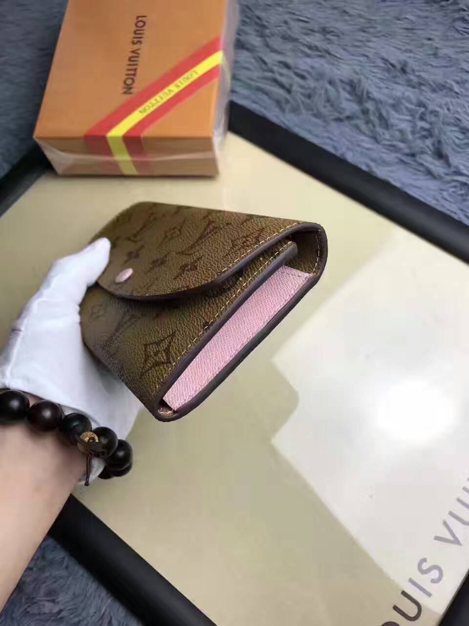 tui-xach-Louis-vuitton-monogram-emilie-wallet-M60697-txlv082(4)