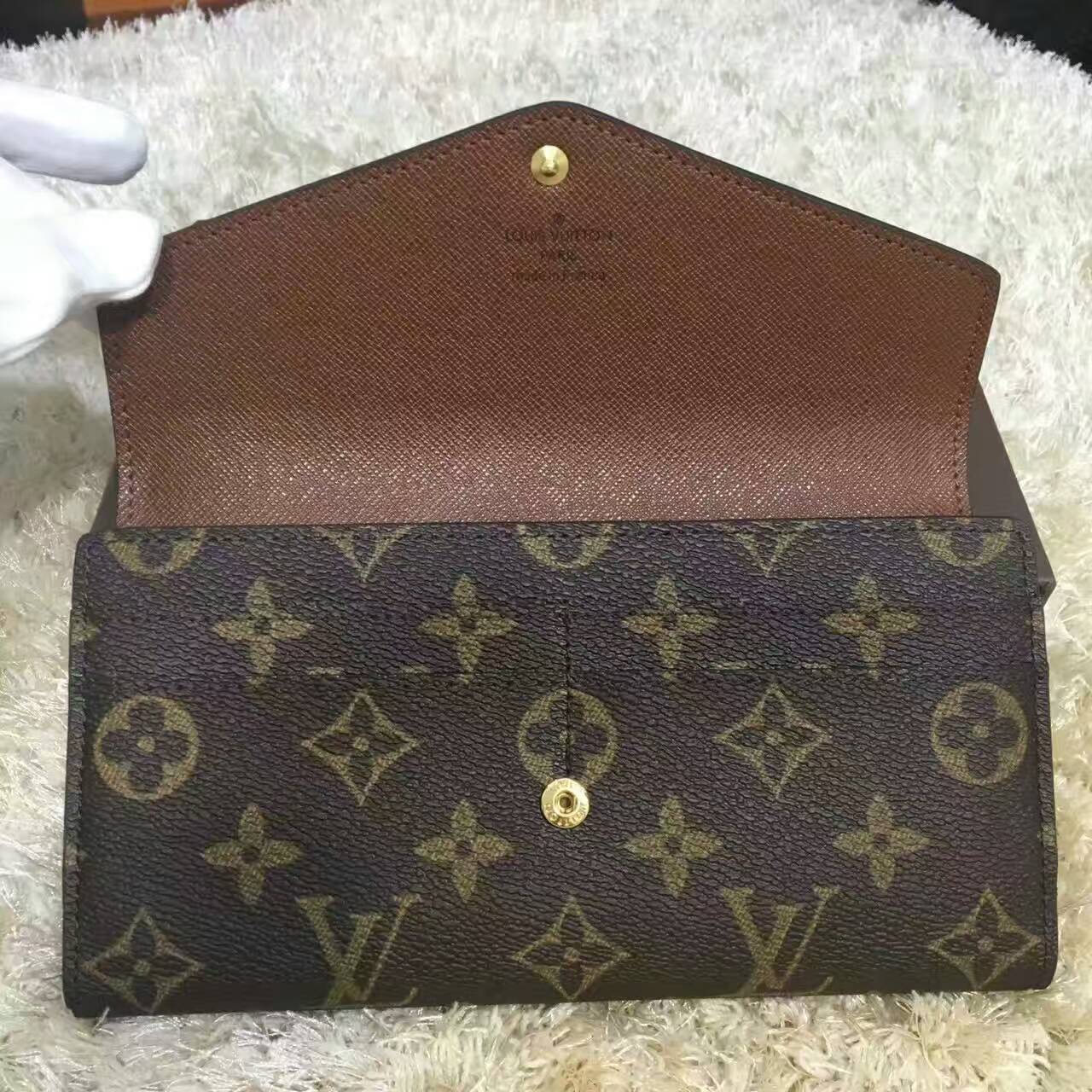 tui-xach-Louis-vuitton-monogram-canvas-sarah-wallet-M60531-txlv129(3)