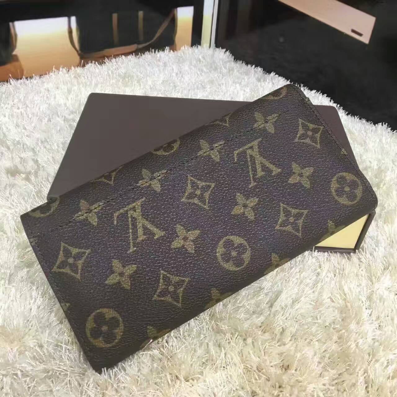 tui-xach-Louis-vuitton-monogram-canvas-sarah-wallet-M60531-txlv129(129)