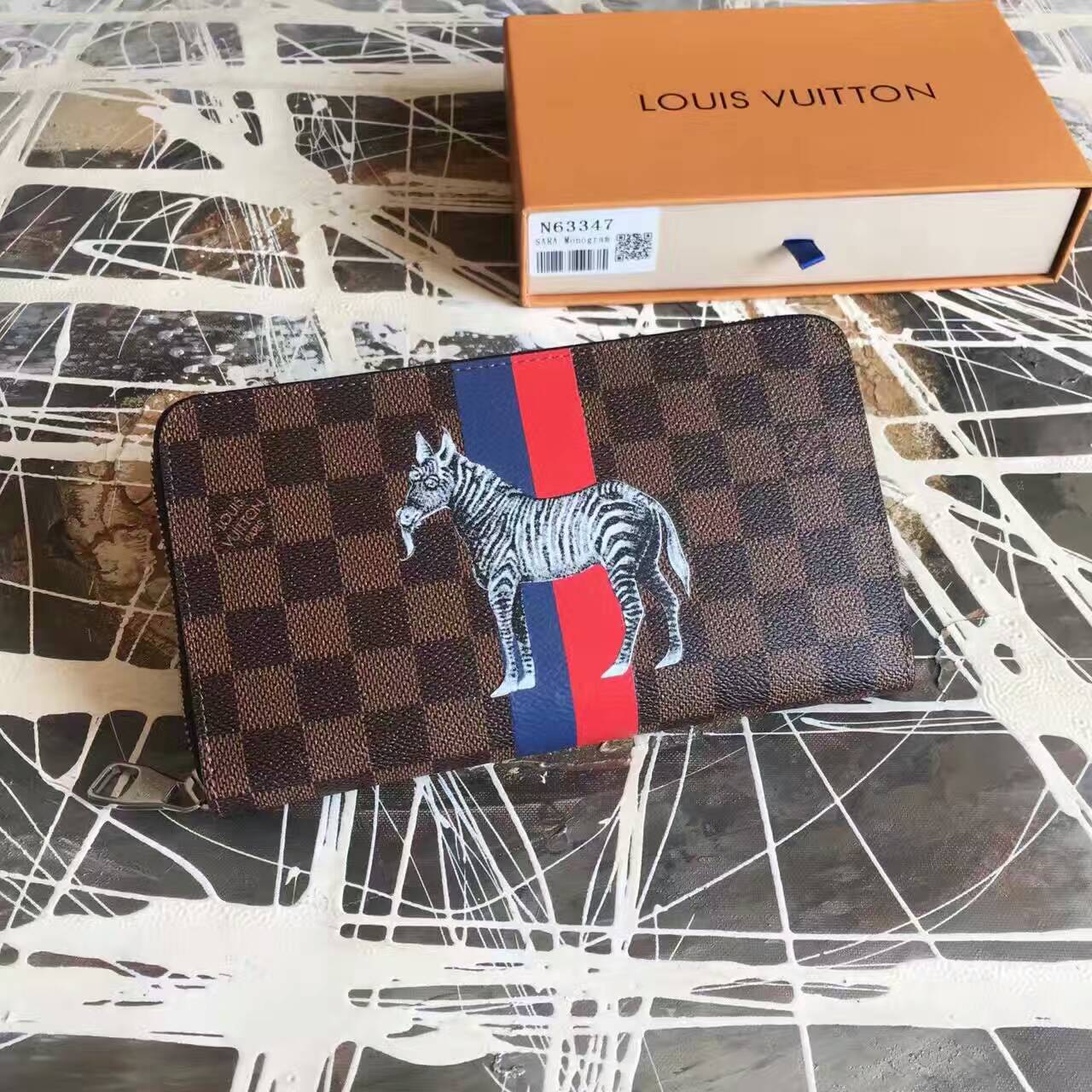 tui-xach-Louis-vuitton-damier-ebene-zippy-organizer-N63342-txlv119