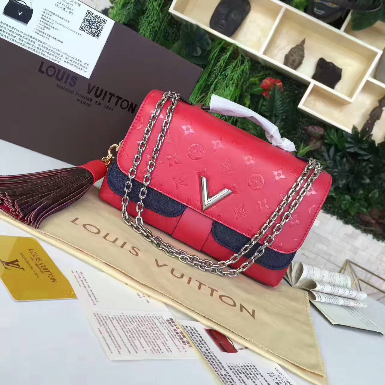 Túi Xách Louis Vuitton Monogram Very-Chain-M42901-TXLV006