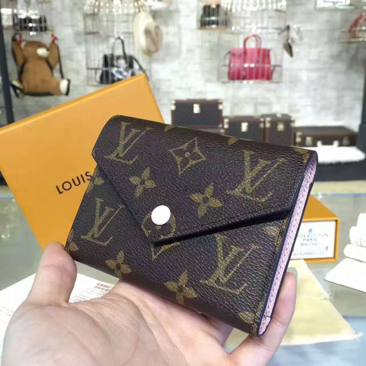 Ví Nữ Louis Vuitton Monogram Victorine Wallet-M62360-VNLV116