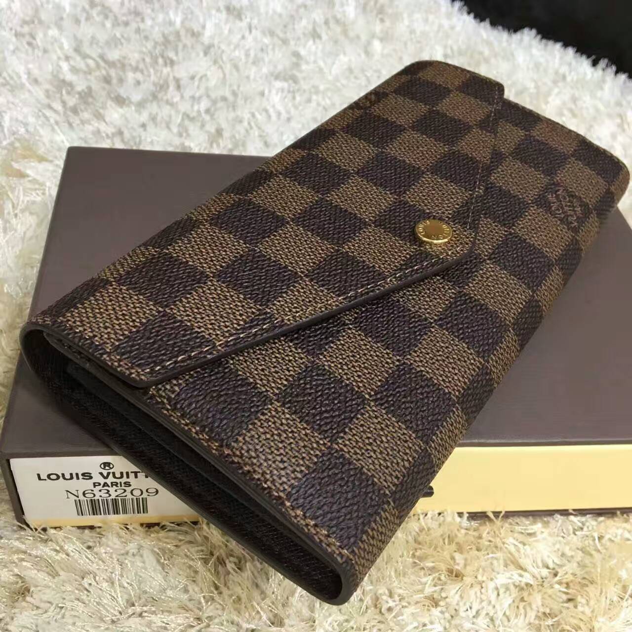 tui-xach-Louis-vuitton-Damier-canvassarah-wallet-N63209-txlv128(2)