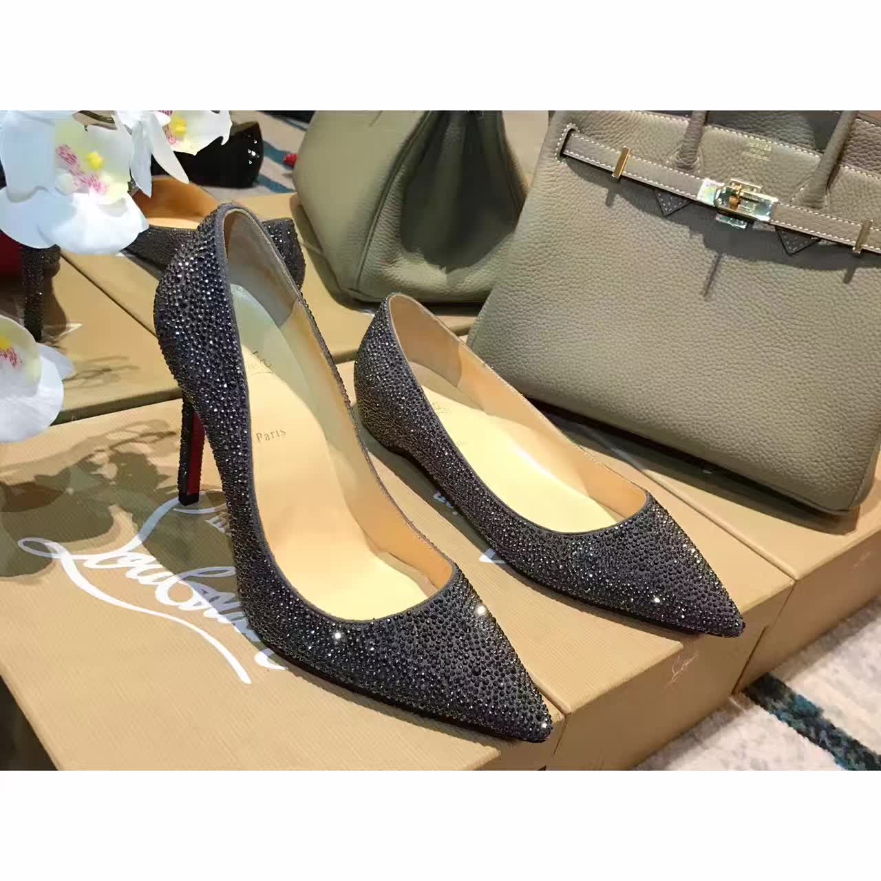 Giày Louboutin Replica 007