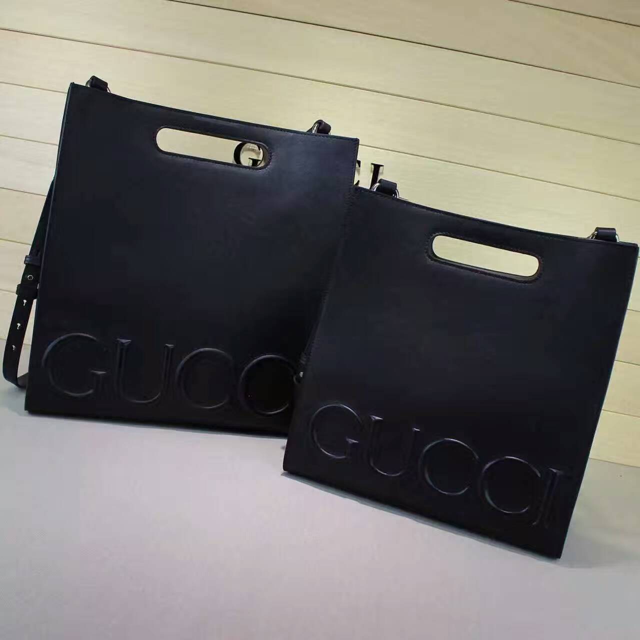 Tote Gucci XL de Piel-409378(4)