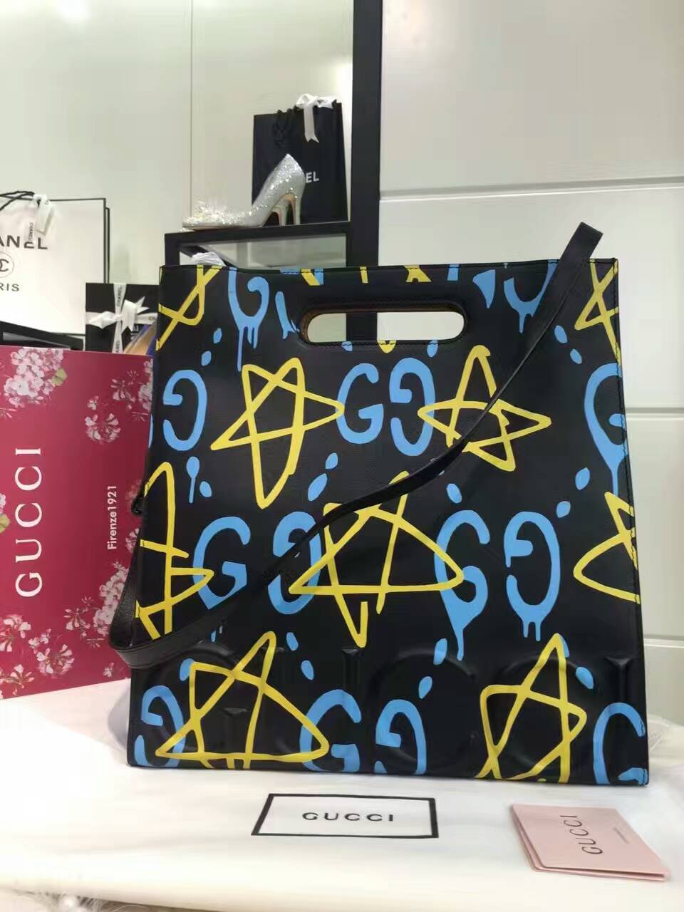 Tote Gucci XL de Piel-409378-TXGC029