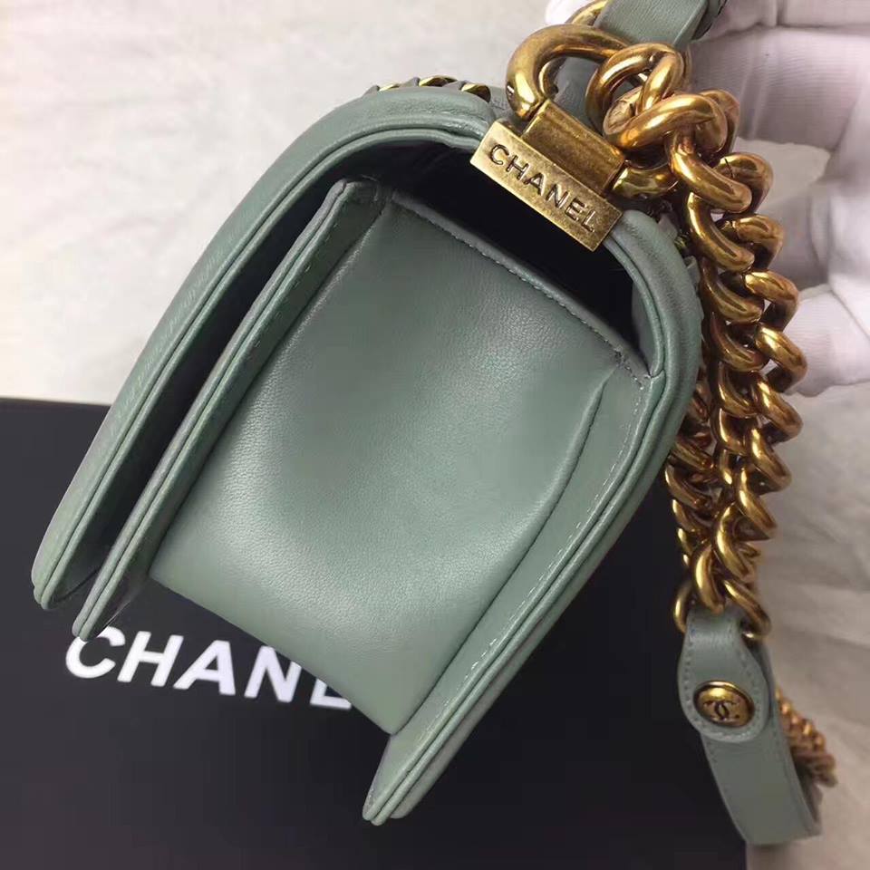 chanel boy-2