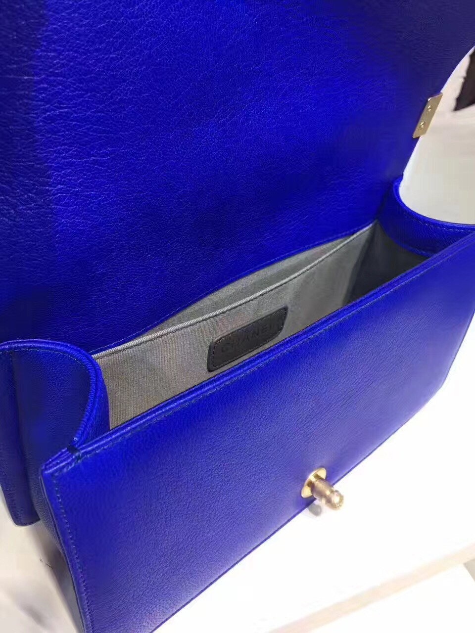 z676836345072_6dd8c19e07aca41d3101f43e2a72812e