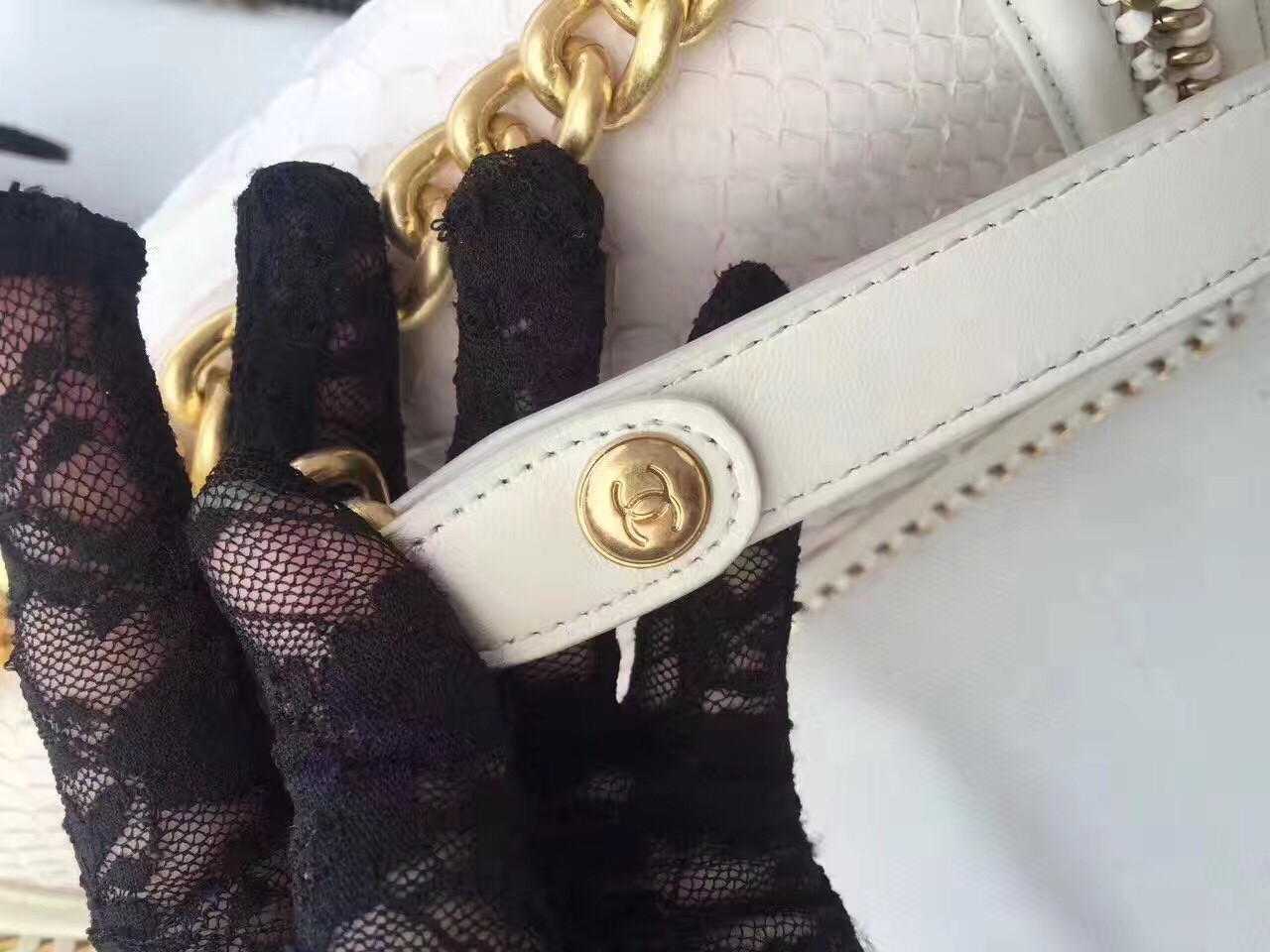 z676836403264_4d4cc22b0c0aec763aadc257f70c0cf3