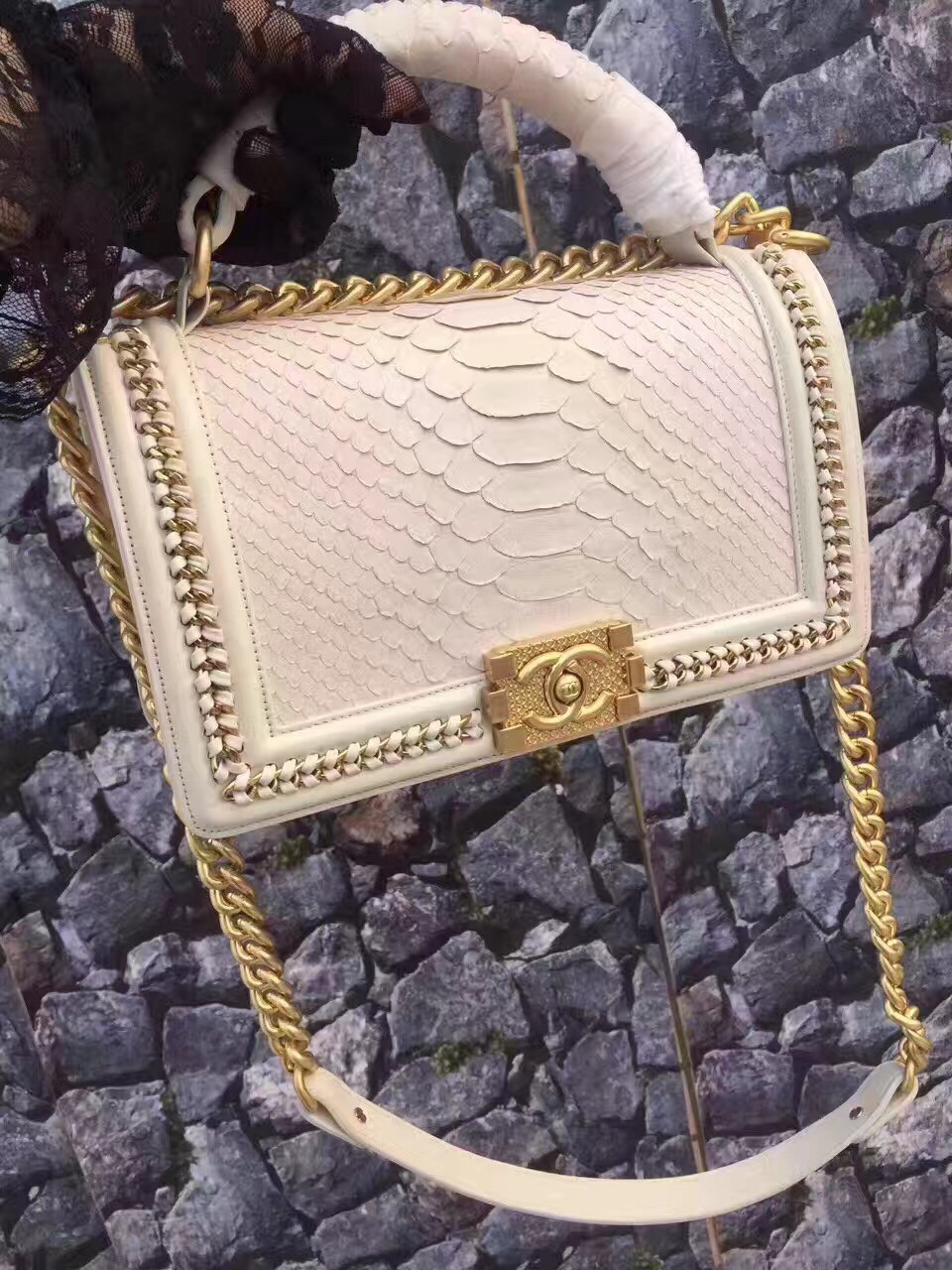 z676836413952_316be96d586d8005021362df3d2af88e