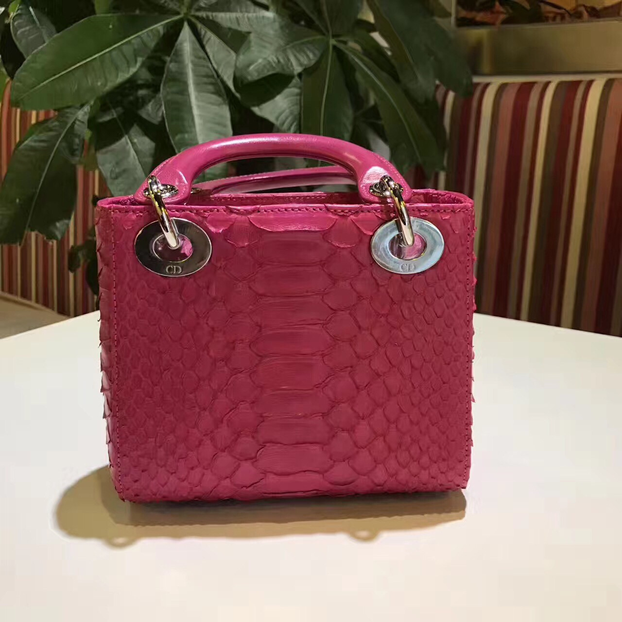 z676538438152_59fd84bc26696def90f05b40954f4bfd