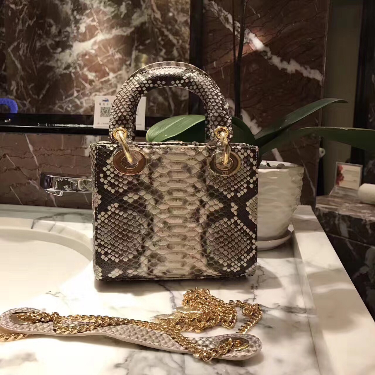 z676538610433_d7cc3cde379a191147f5b608583ac889