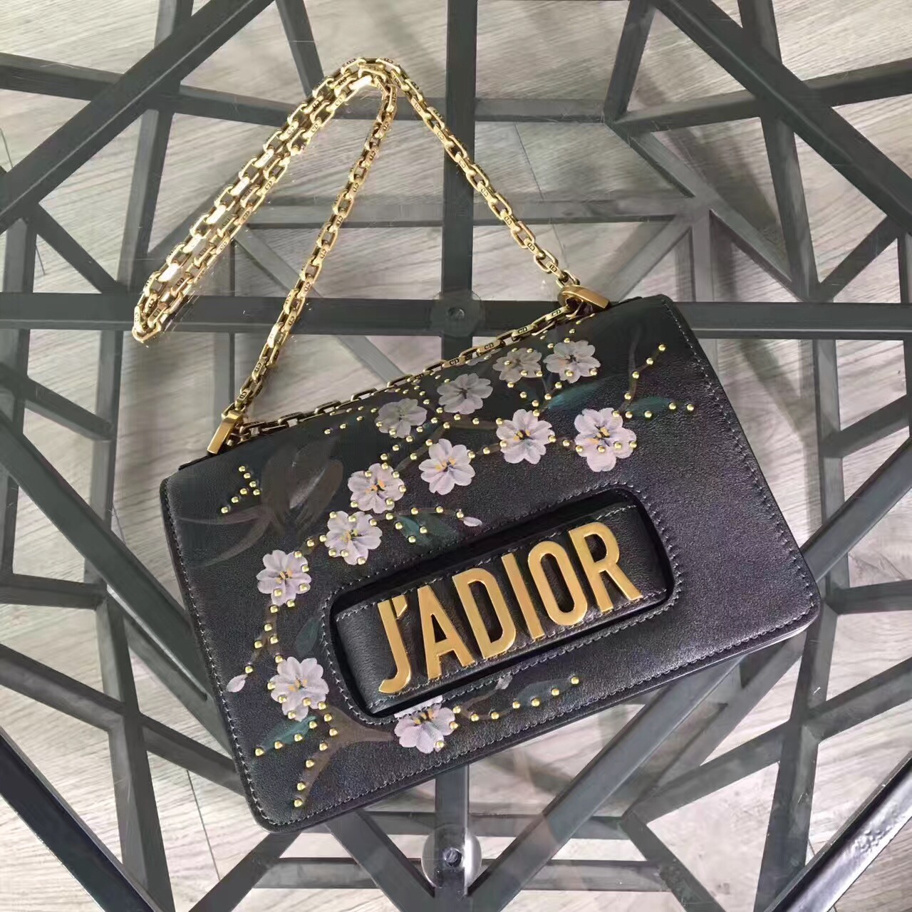 z677633637938_27a9ec73ea6b843c2647eccd4cdac437