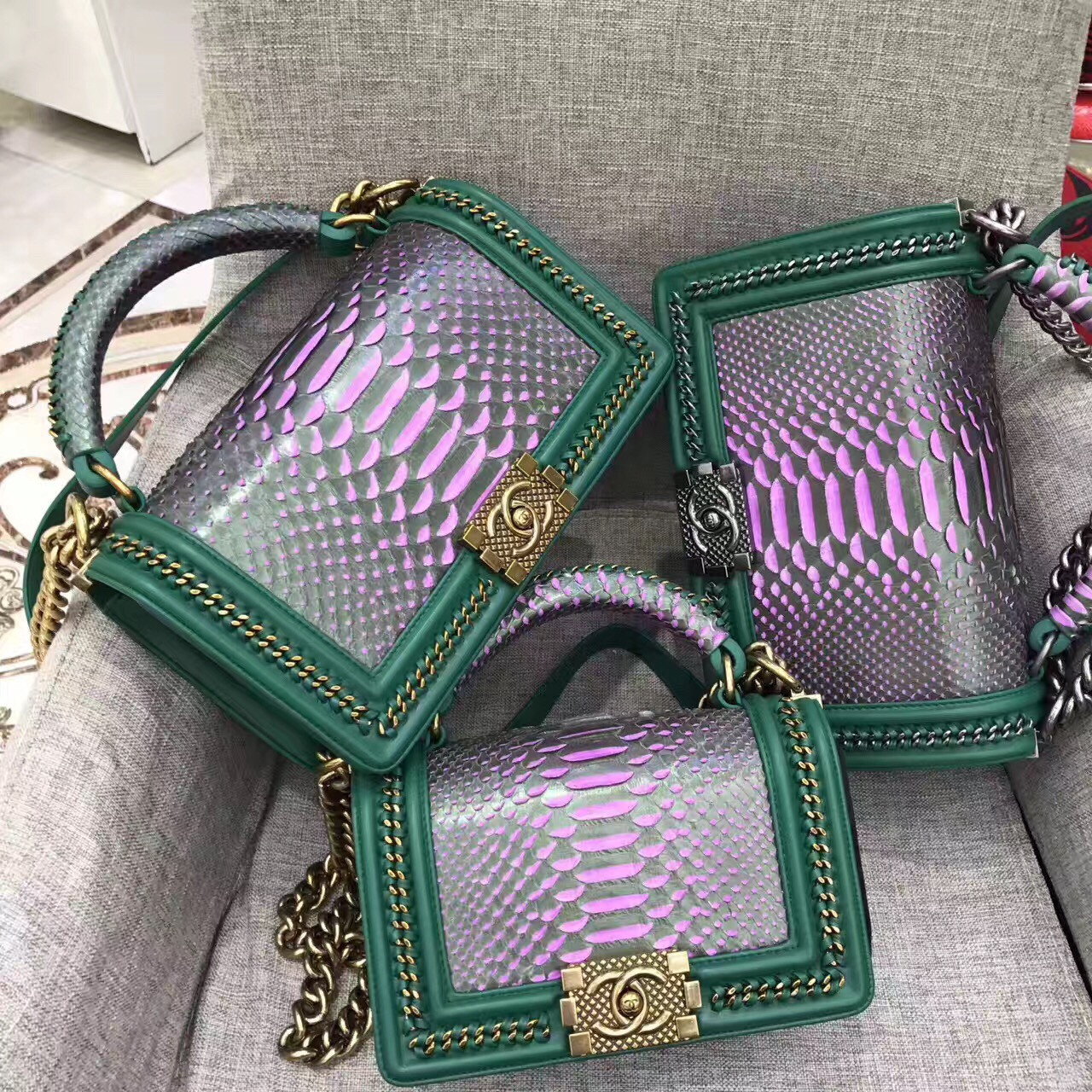 z678950878951_9078a02e5021677b215de1857fbe936f