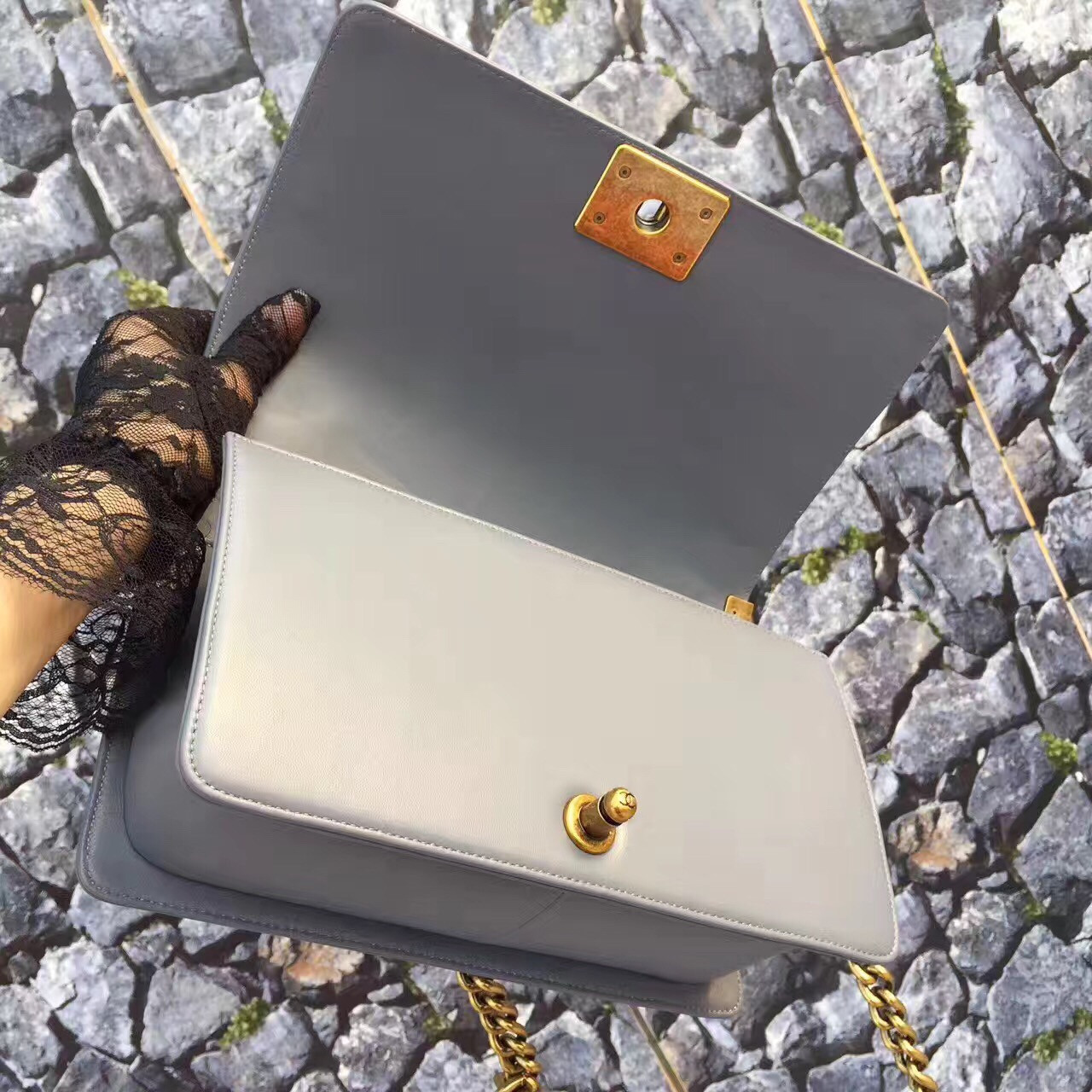 z680076406330_7c8fd57d2a630d1947c65e1ec21e35a0