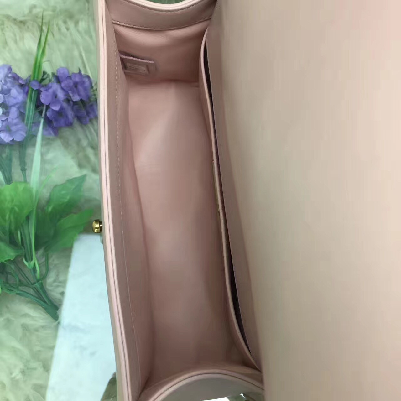 z680982988787_45a8be2dec3ebe5a573f00dcbda5e268