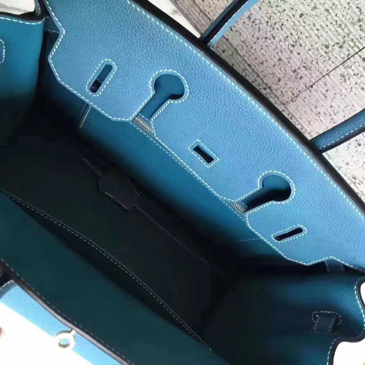 z688814859185_2b30450ca760e8a637dd1c9260424c66