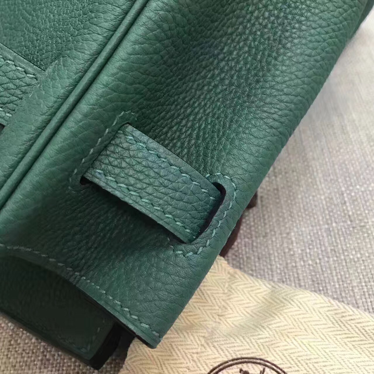 z688814708520_5d112754019202d8e4176f5a819d9c30