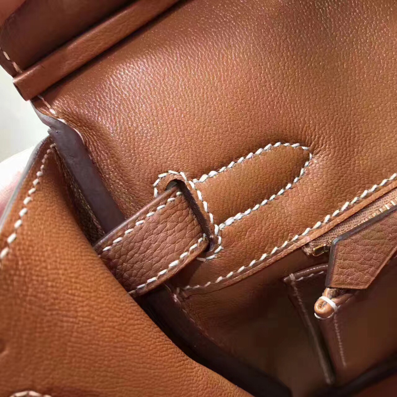 z688814432368_dad53bb4d221a9731fc4db61ec721b51