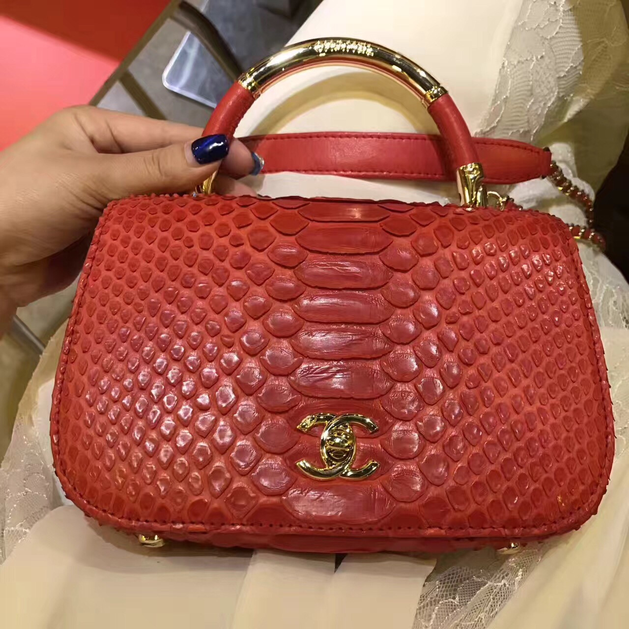 z691389218463_31c94070efce9e6121925d74d756cd40