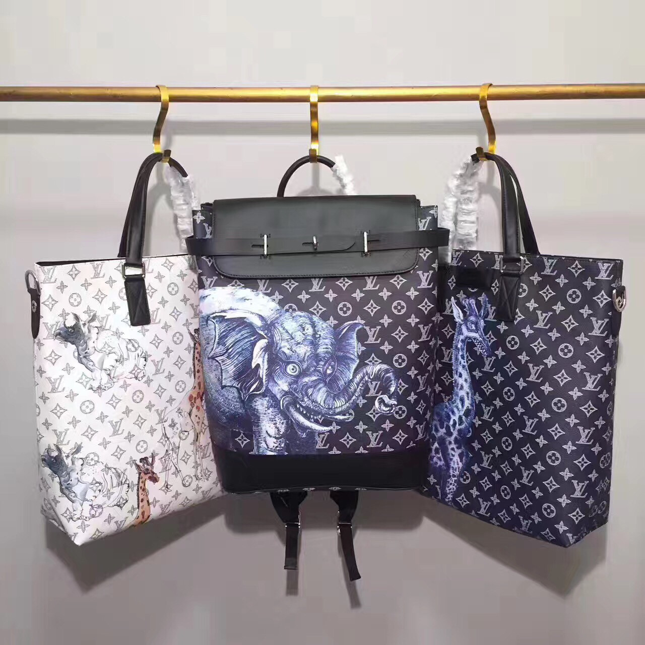 Túi Xách Louis Vuitton Dinos Chapman - TXLV109