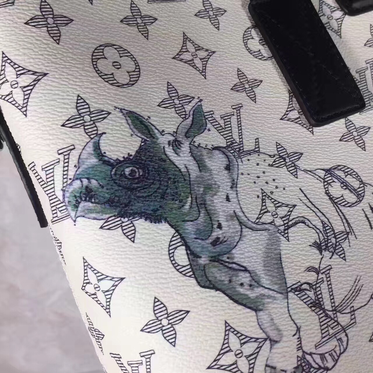 z704726838200_d113c7d2e05925980edeb4f624e17520