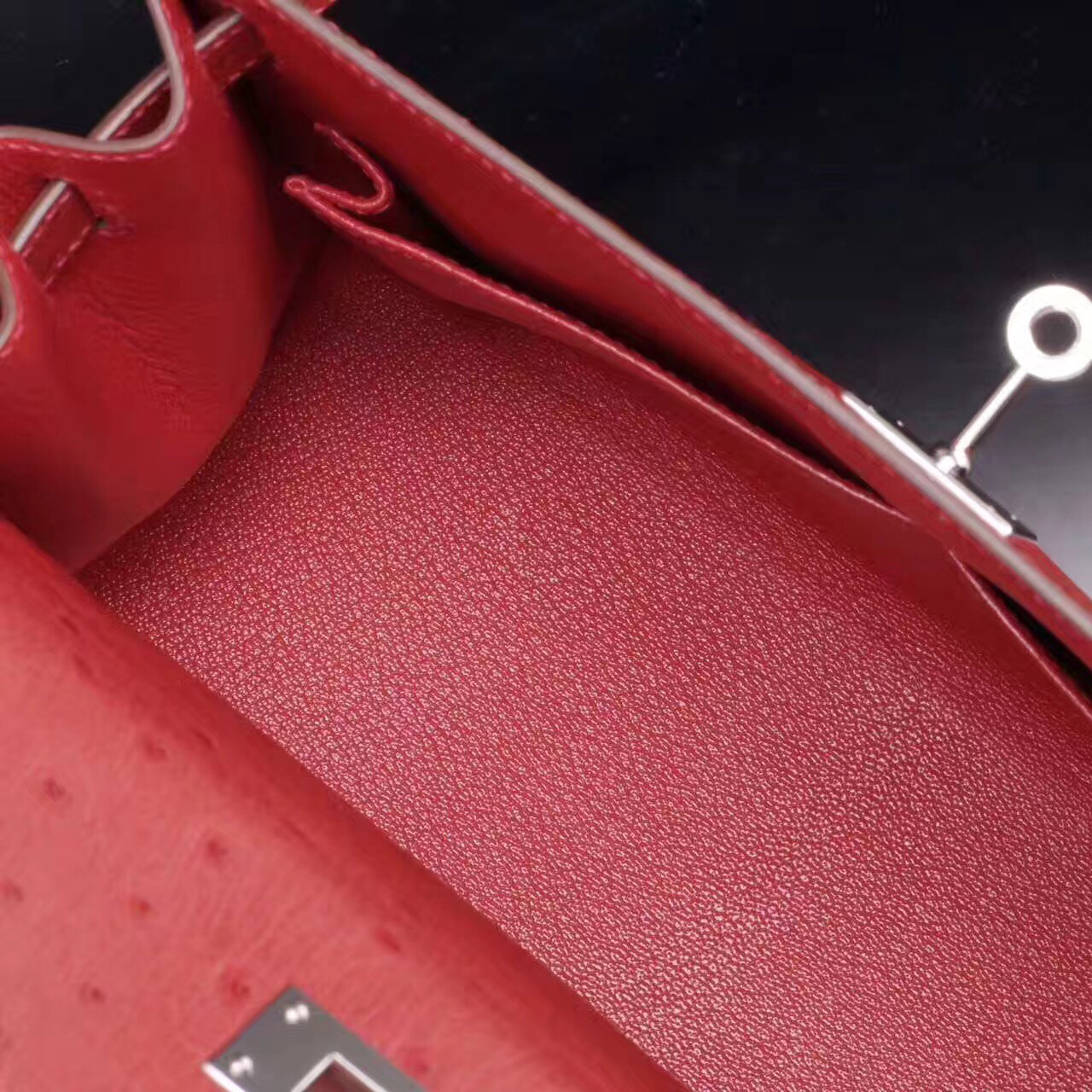 Túi Xách Hermes Kelly Siêu Cấp Da Đà Điểu - TXHM022 Túi Xách Hermes Kelly Siêu Cấp Da Đà Điểu - TXHM022