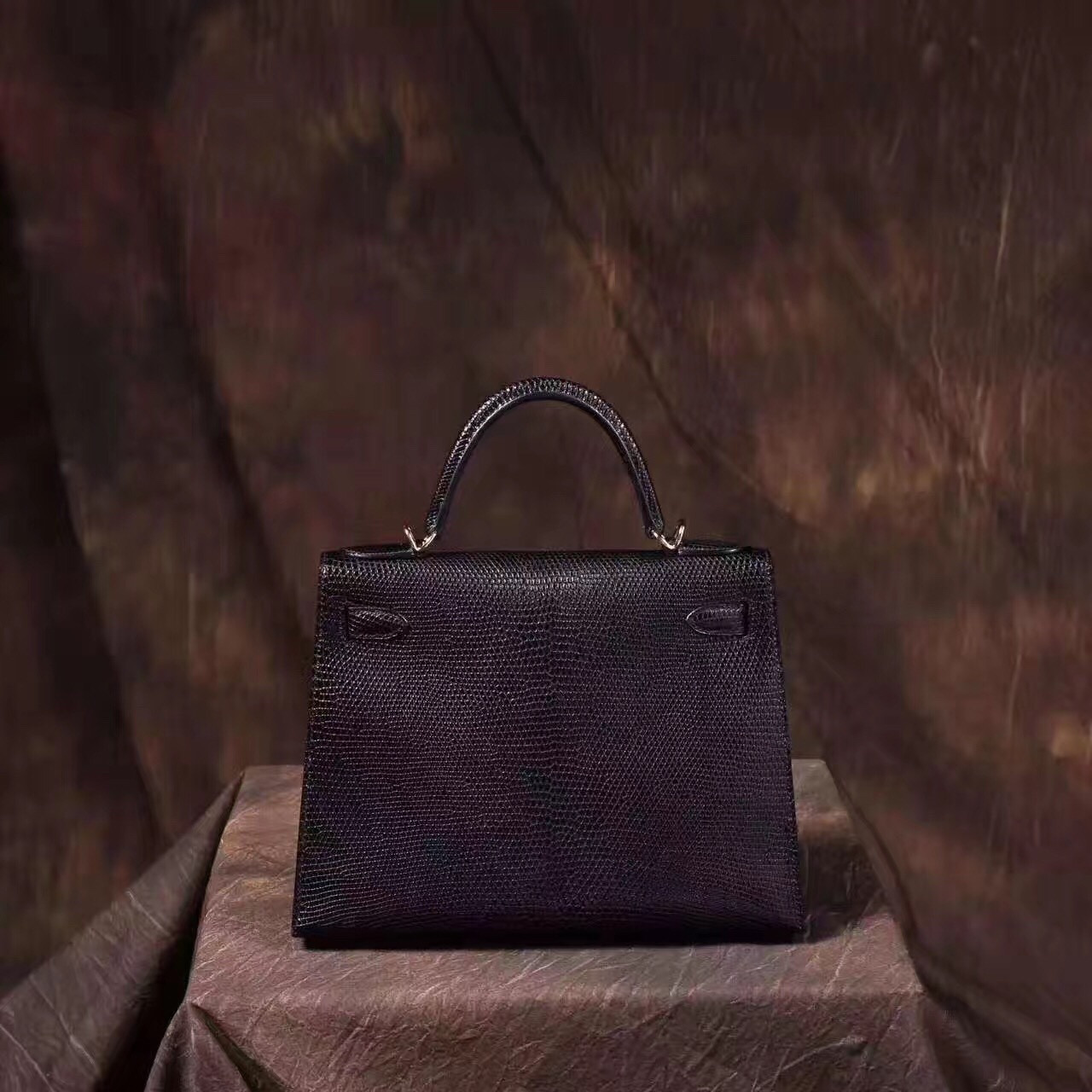 z704725100236_fd18ea3116d4e031168bf2afda12fcbd