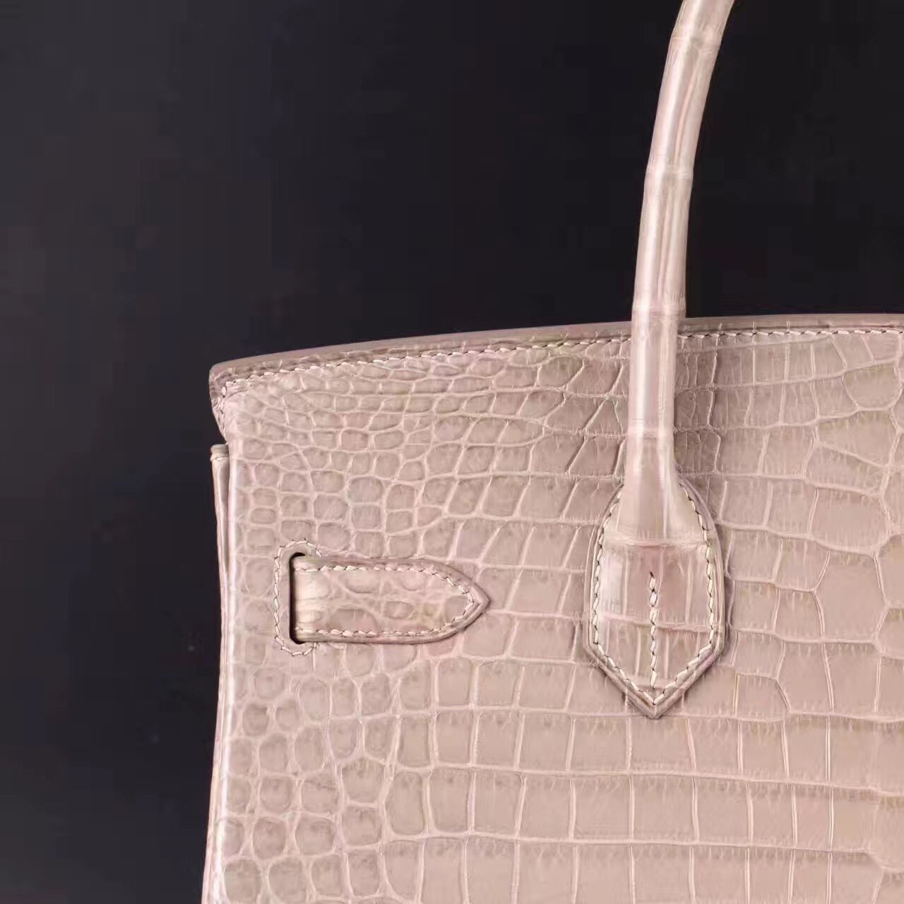 z704723243048_460bf34b60ae9422c340c917efb3c0c5