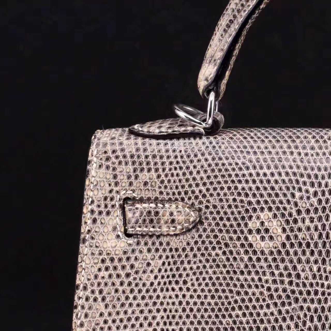 z704723654225_89ca0e3439a3d85999e09c235f9ebea3