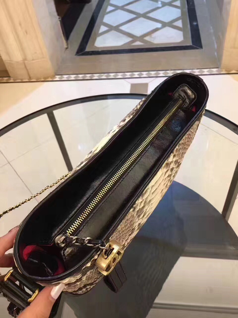 z717906993735_5296e23da4436be5e56a96497034ebaa