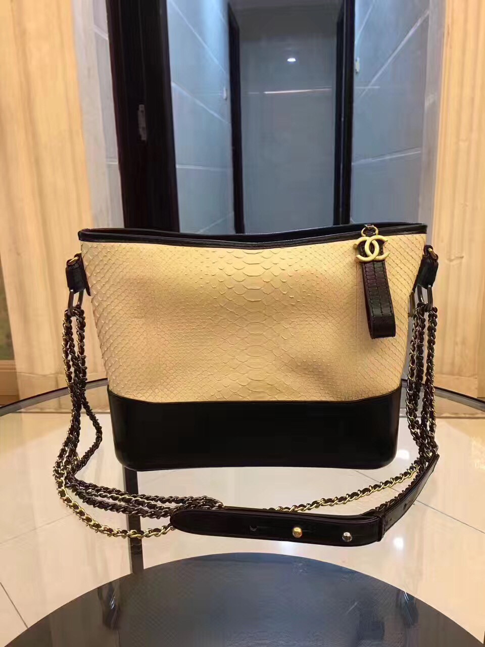 Túi xách Chanel Gabrielle siêu cấp - TXCN044