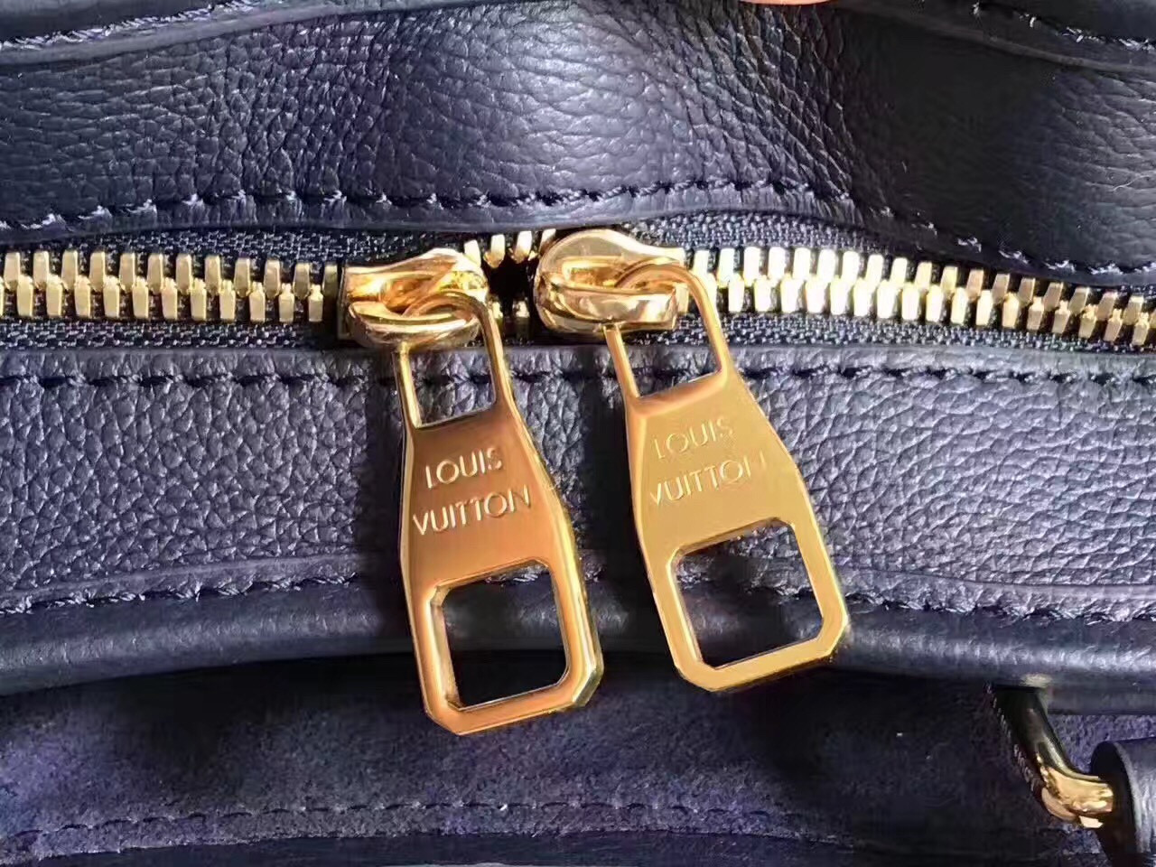 z725003935788_9468831fac05807997e3f80d73c596df