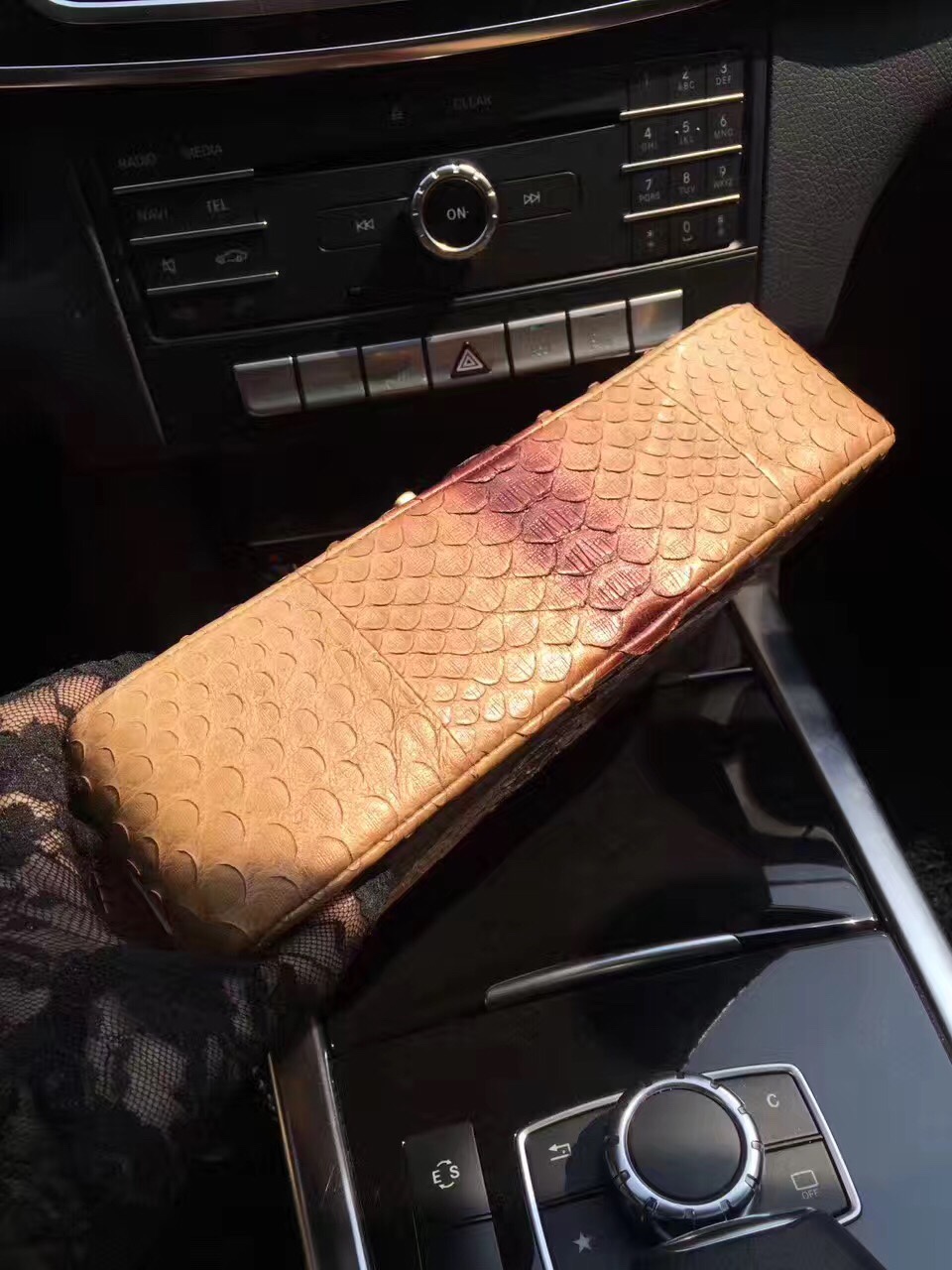 z726784020231_011eacce7b10e5f694b3b2792d5c6980