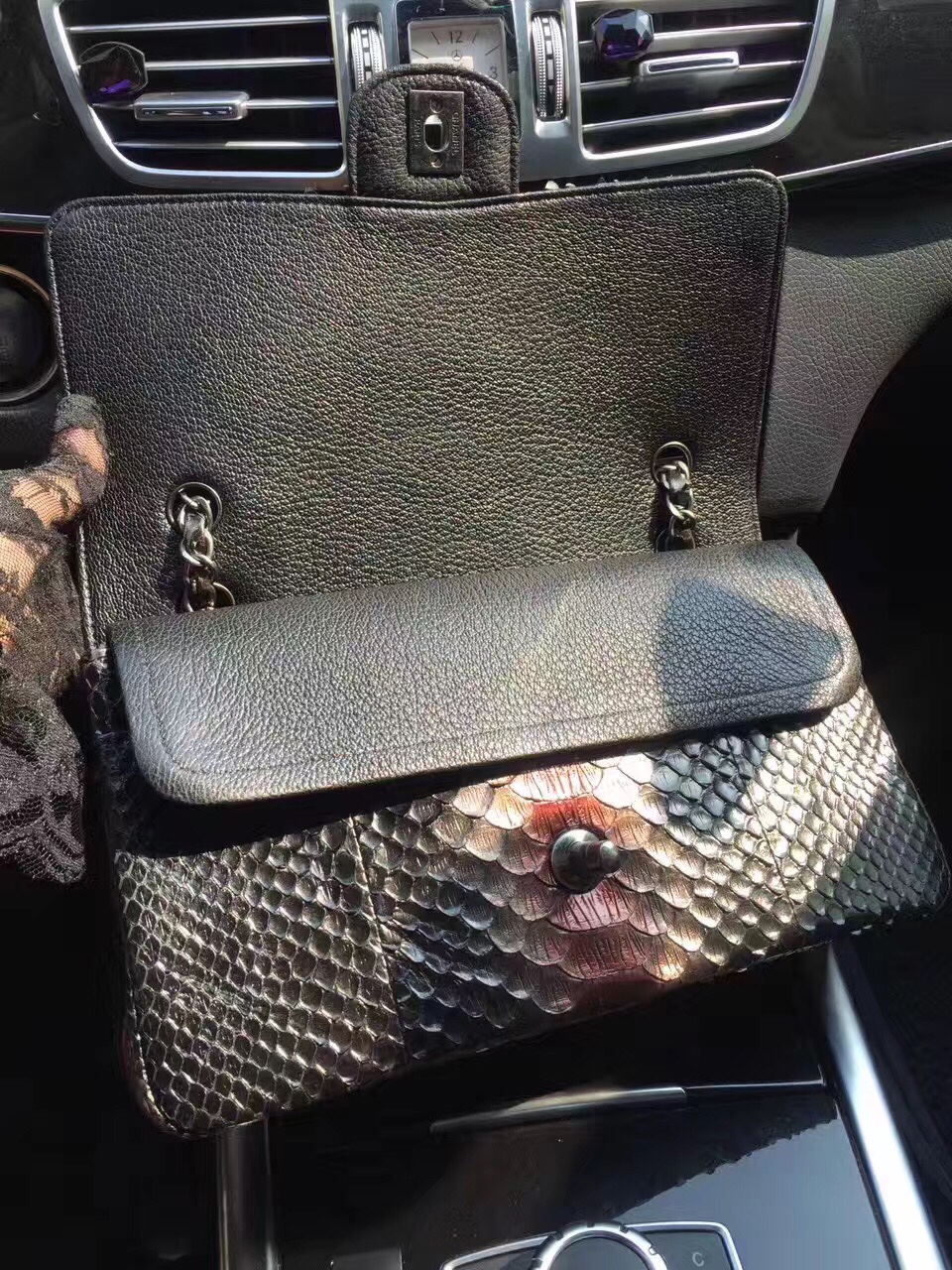 z726783633940_f2d088f2e6b6312a75e1394b85a18c17