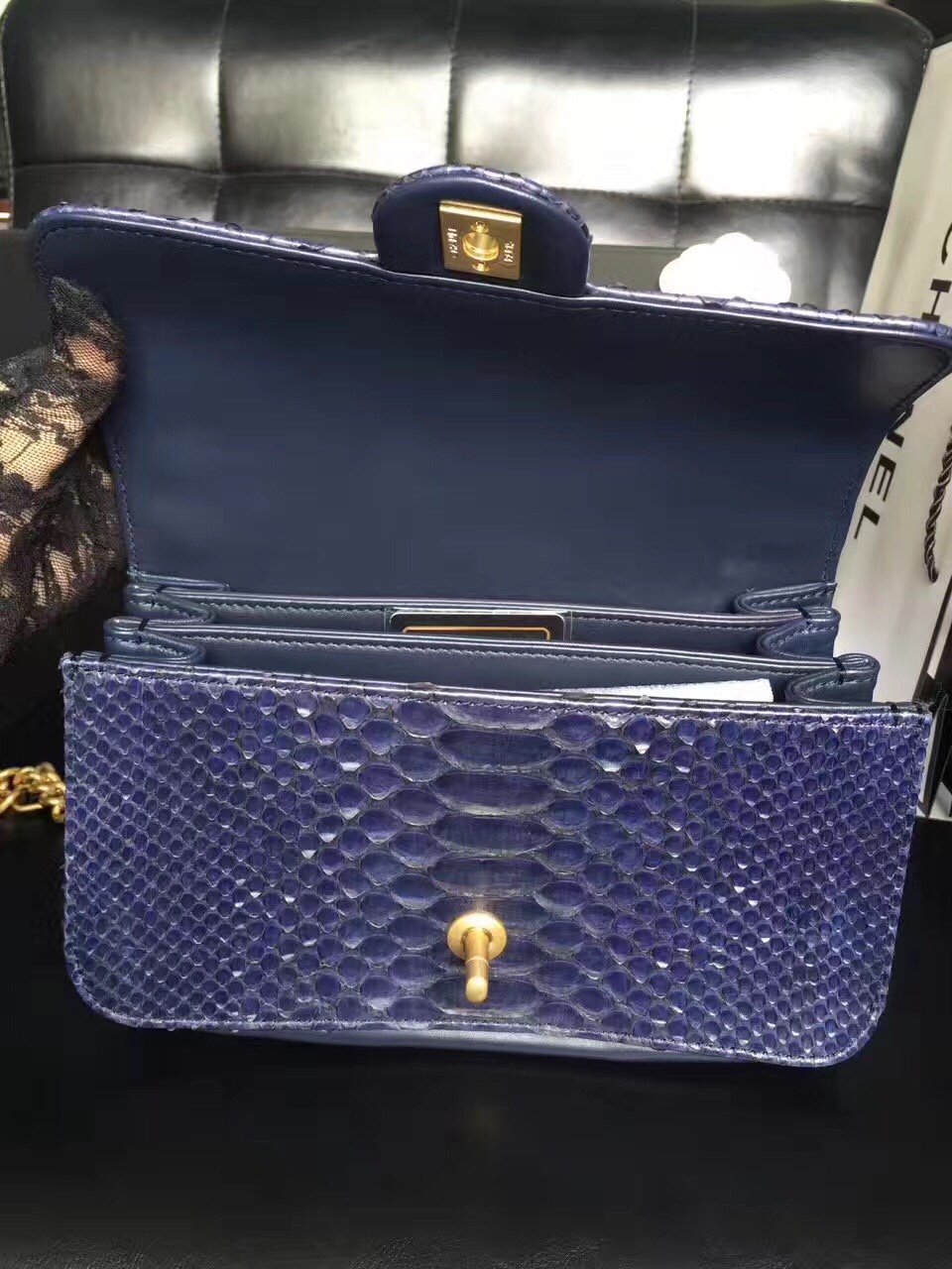 z726784112181_49a837070991d250ce177842e1a5fd2c