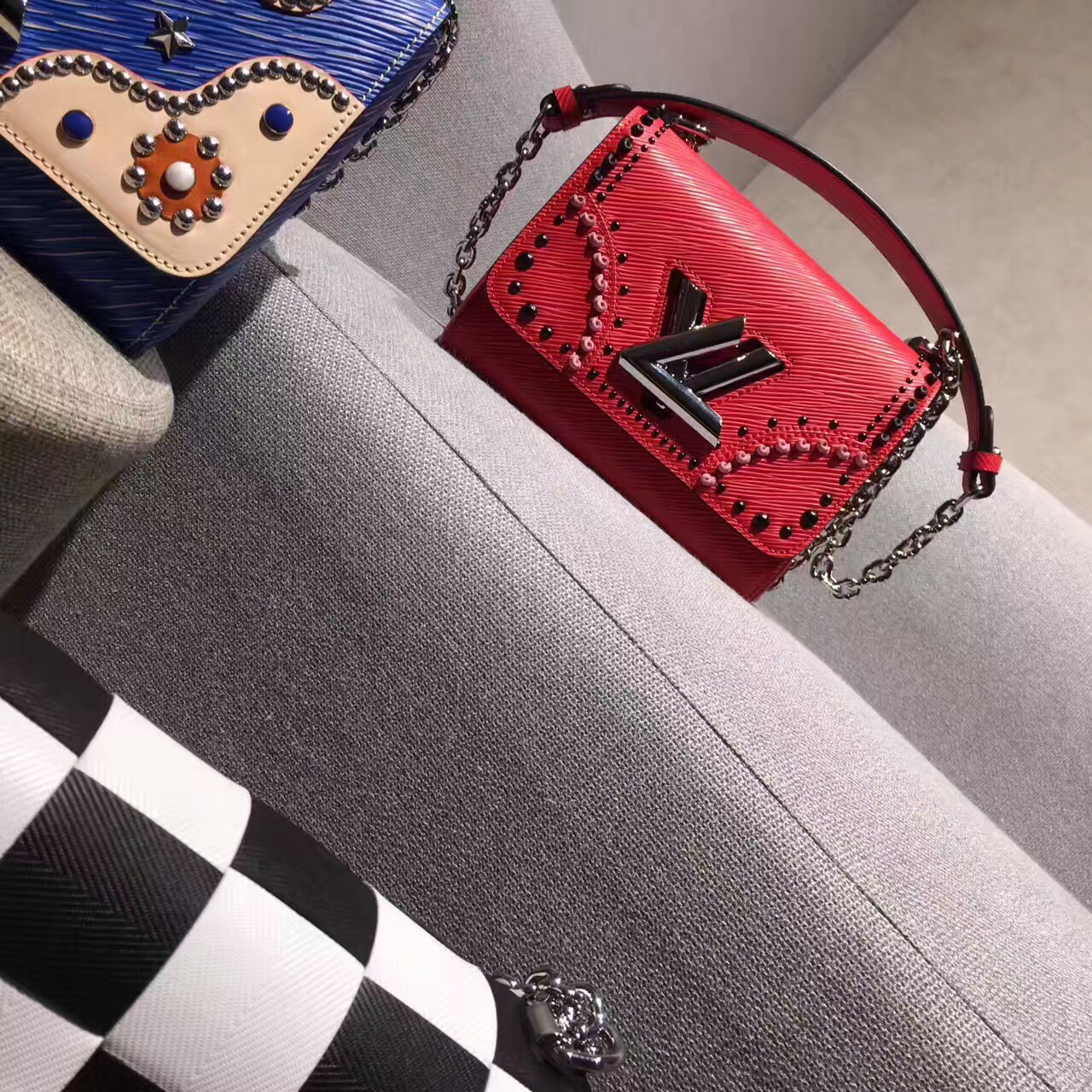 z728499645137_c38eb2cb7324b2d96620d00e04154994