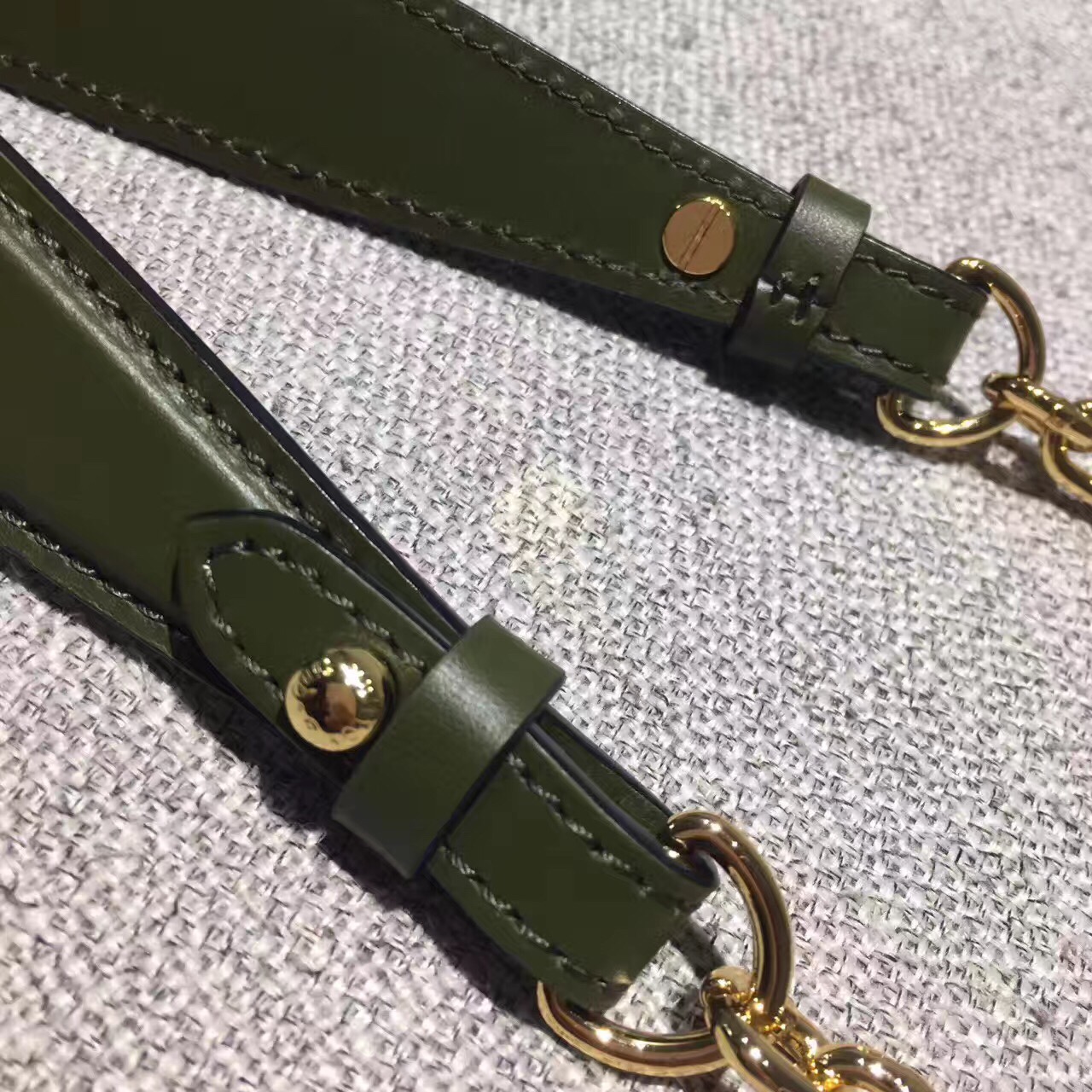 z728499119634_f2e70864230259648f74ed9d3937f254