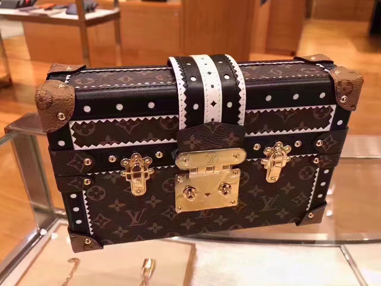 z728499070234_e4b1f5dbec5bc34c748efaad7ef762dc