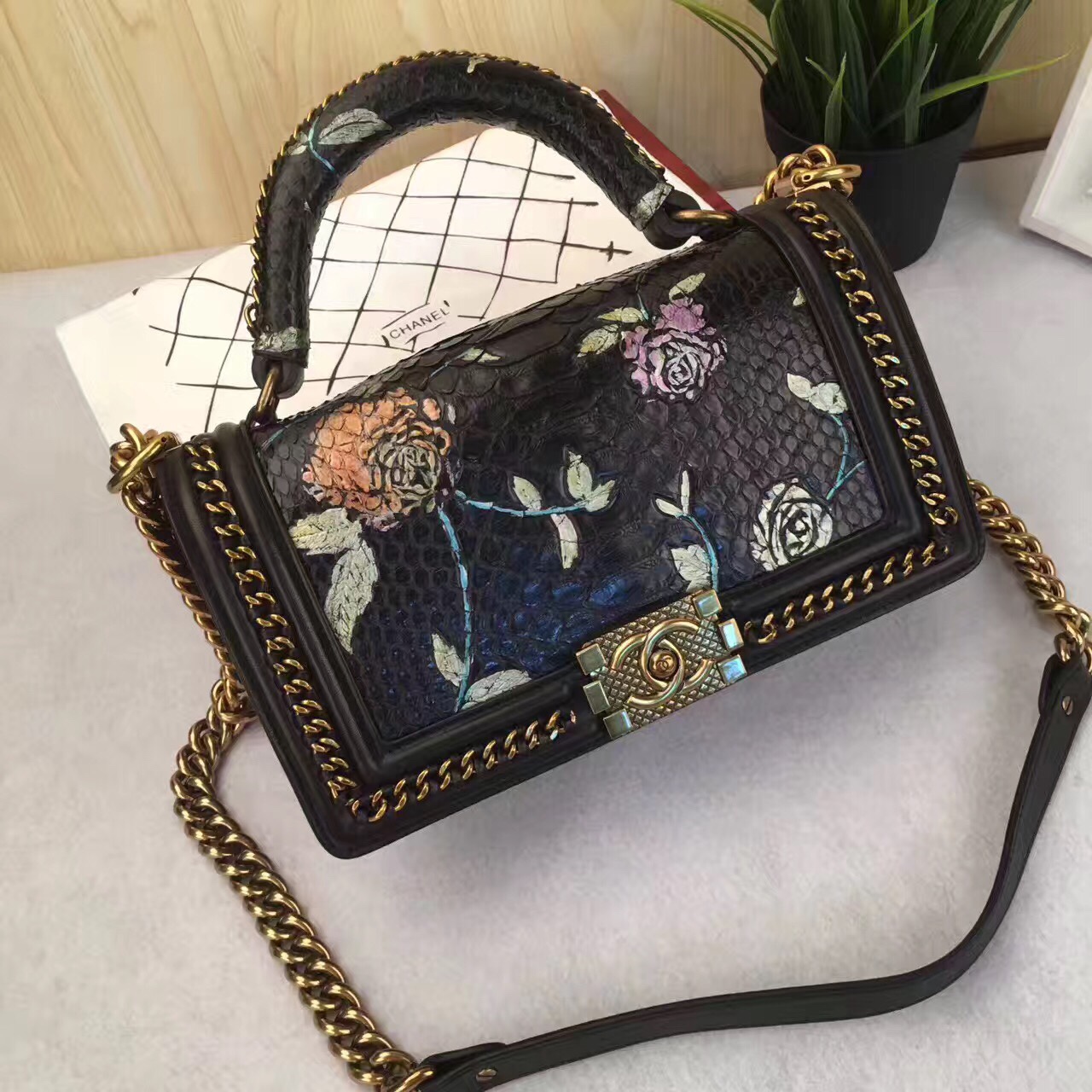 Túi xách Chanel Leboy da trăn siêu cấp - TXCN057