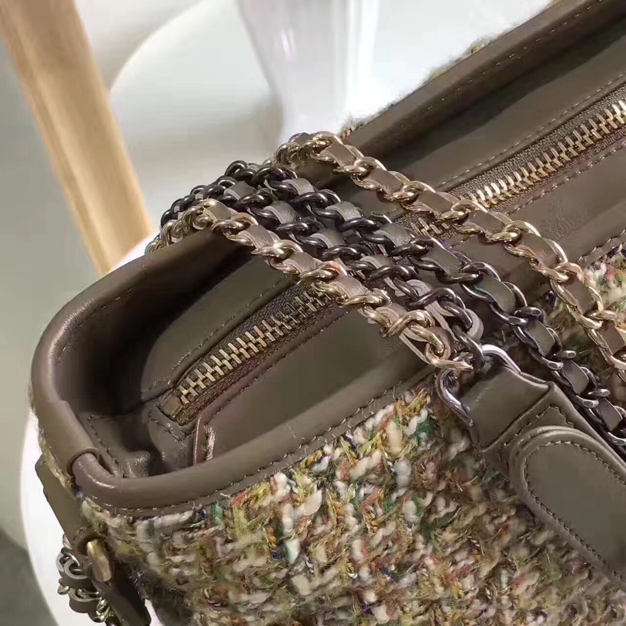 z737341127335_a807002cfd7a36f24081d8eccfa838b3