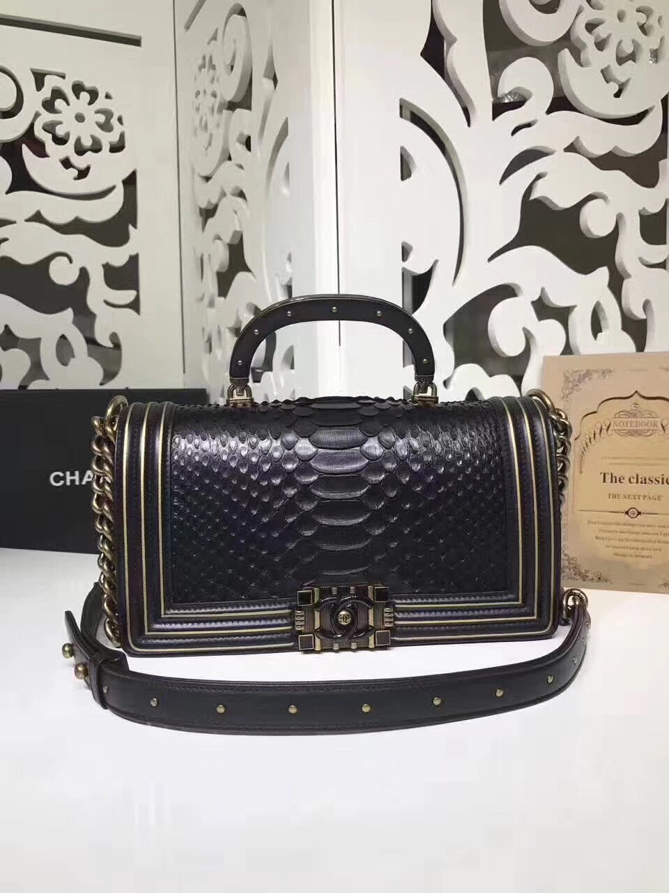 Túi xách Chanel Boy da trăn siêu cấp - TXCN067