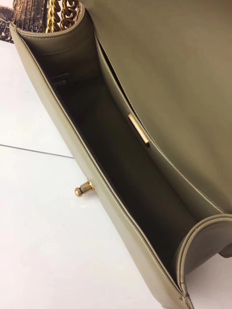 z757534775973_e1f10276d77940e70b088beb4331caab