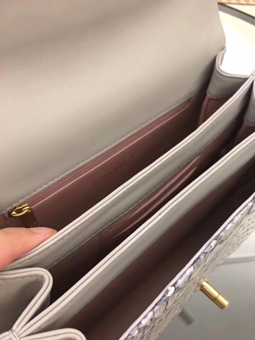 z759225128676_0c447703dd9d22ec1667cb7970385d41